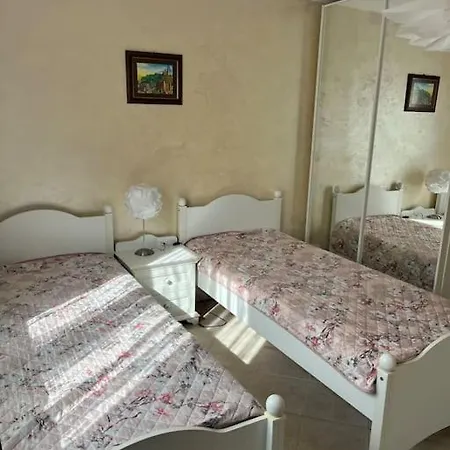 アパート 2 Verano Del Mar *